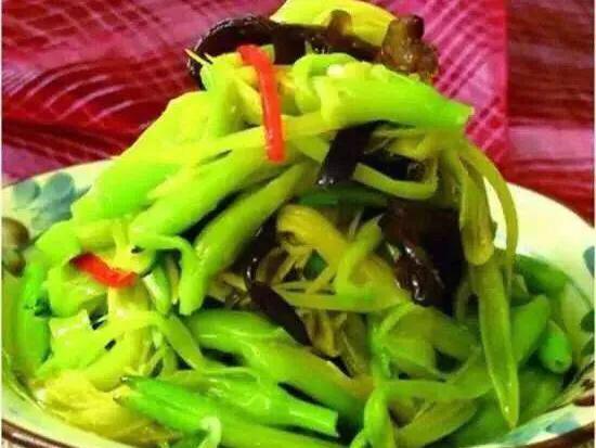 黄菜花:不领会陈腐的黄花菜如何做好吃？